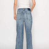 Slim Ultra High Rise 90's Straight Jeans