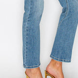 PLUS - TUMMY CONTROL HIGH RISE STRAIGHT JEANS: 16 (32)